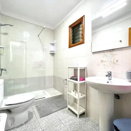 Apartamento Apartamento Con Balcon, Wifi, A 2 Minutos A Pie De La Playa *