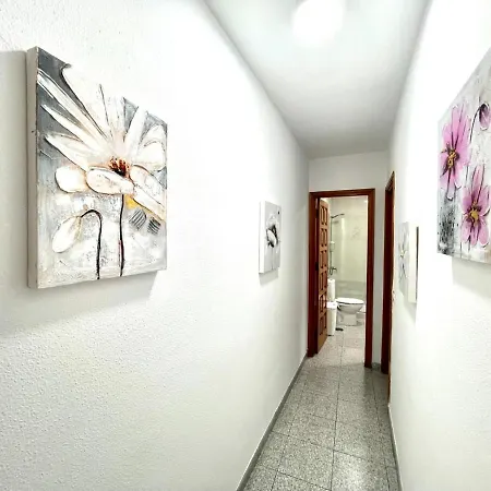 Apartamento Con Balcon, Wifi, A 2 Minutos A Pie De La Playa